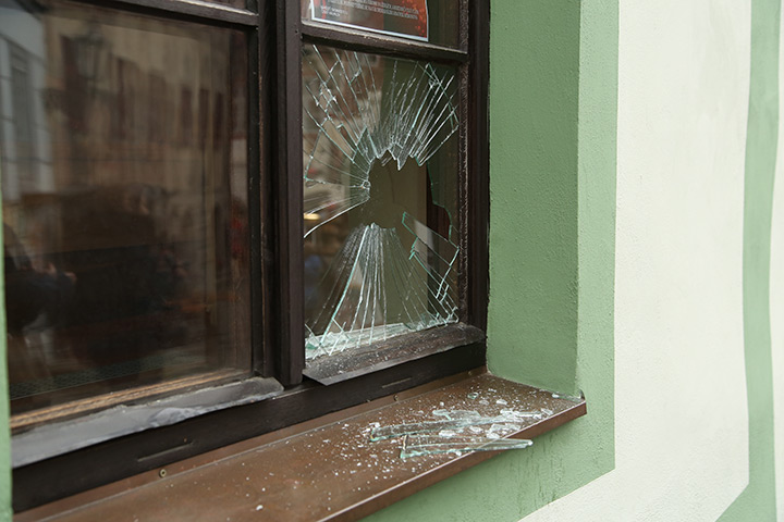 A2B Glass are able to board up broken windows while they are being repaired in Harpenden.